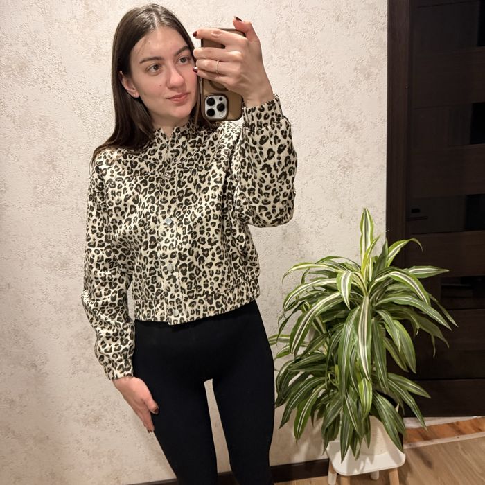Жіночий одяг .Джинси ZARA.Sinsay.Bershka.