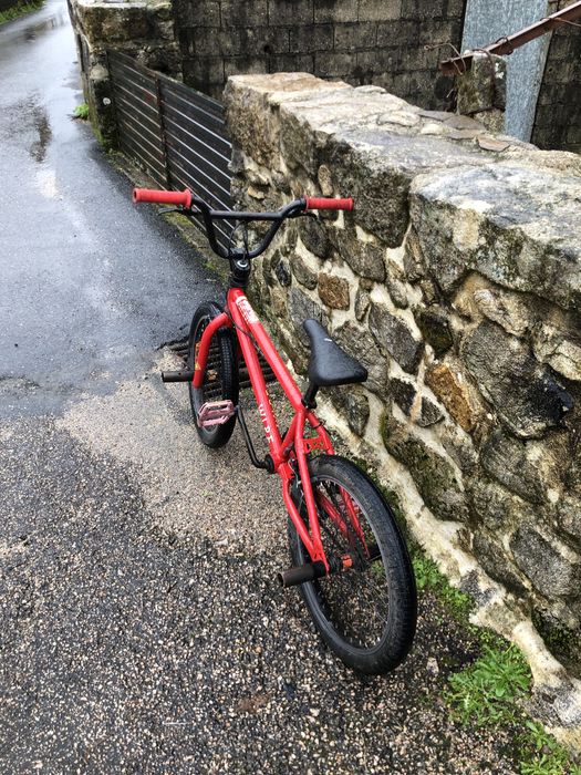 Vendo ou troco bmx como esta nas imagens