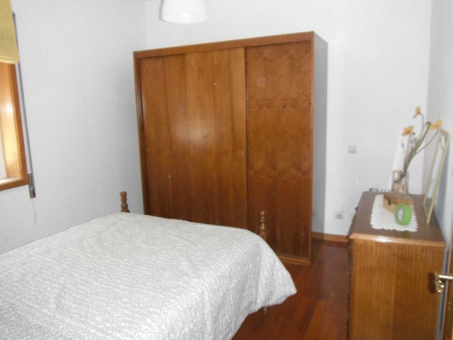 Apartamento T1 no Areal de Cima (S. Vítor, Braga)