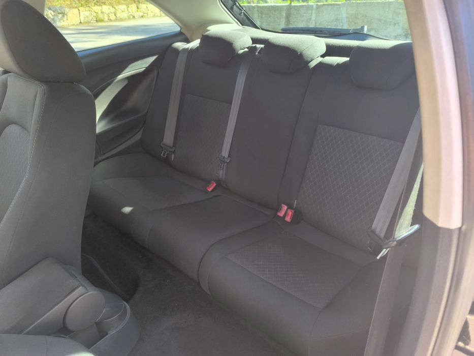 SEAT Ibiza 6j 1.9TDI 105Cv