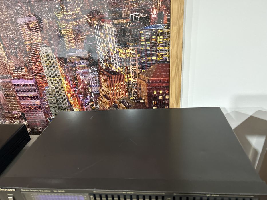 Equalizador Technics SH-8055