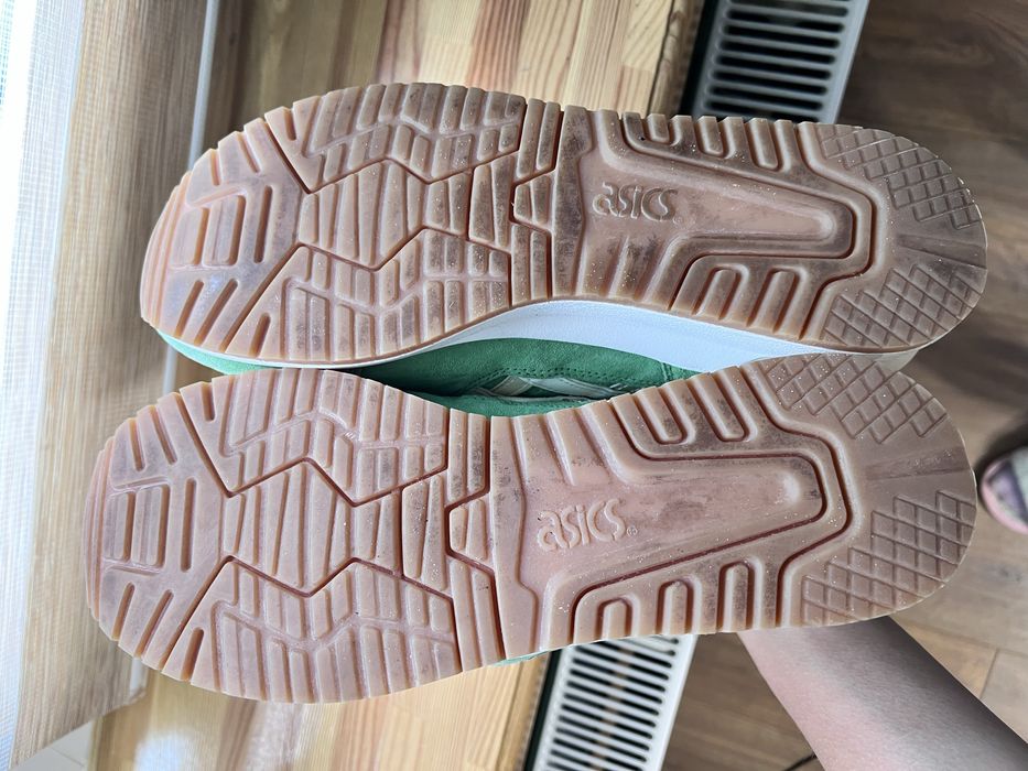 Чоловічі кросівки asics