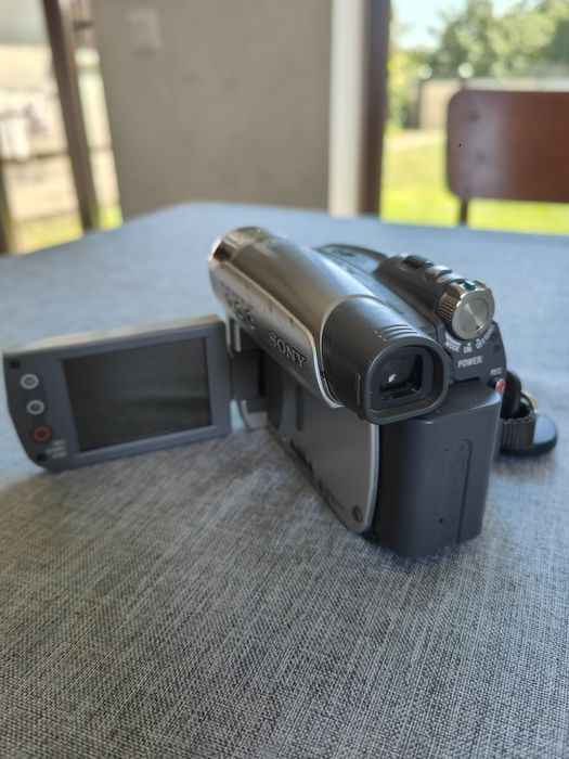Відеокамера Sony  DCR-HC26