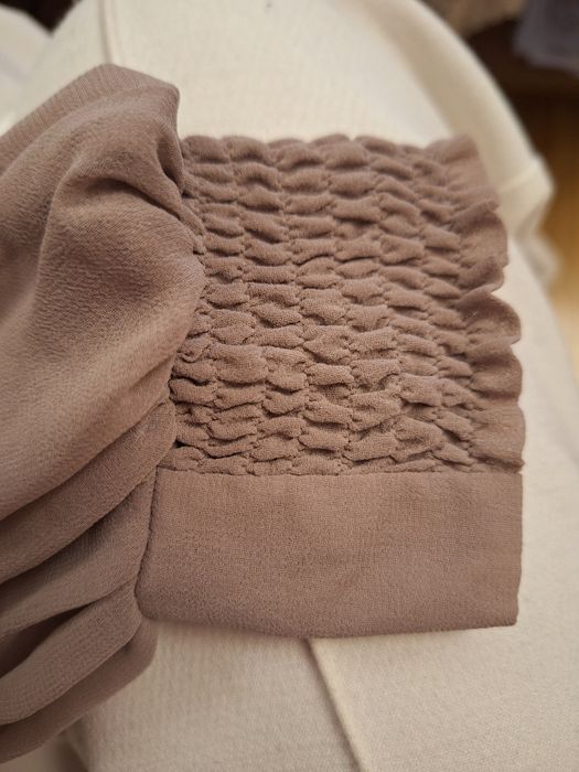 Elegancka bluzka  z wiązaniem  XS/S