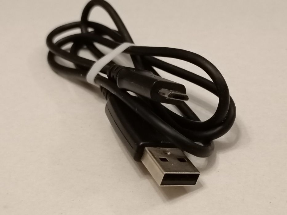 Kabel USB - microUSB do ładowania telefonu