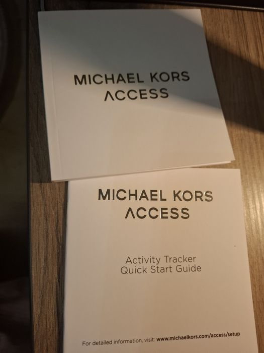 Фітнес браслет Michael Cors новий