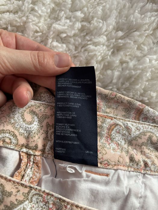Łososiowa krótka spódniczka Tommy Hilfiger