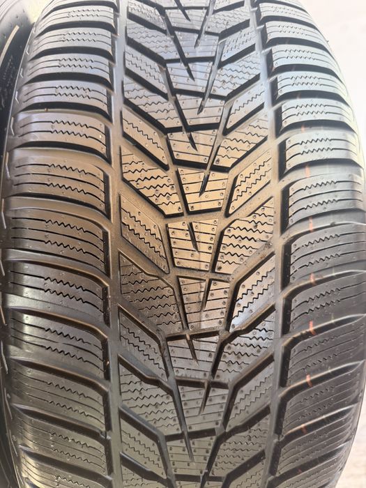 Шини Hankook 295/45/R20 - 255/55/R20