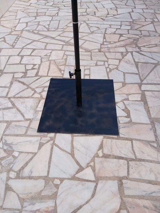 Base  Guarda-Sol / Sun Umbrella Support