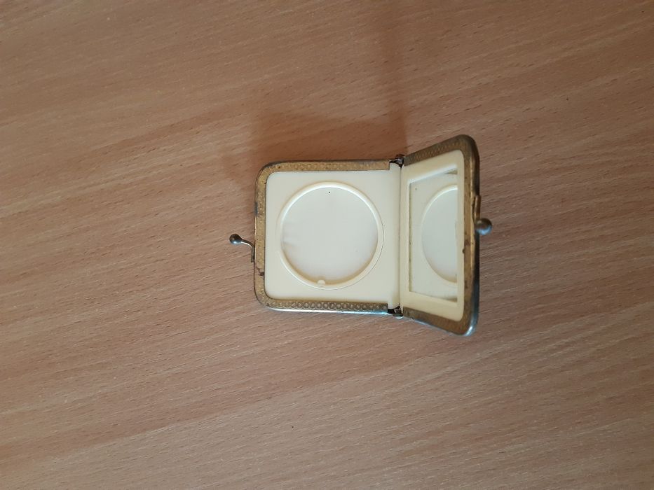Lusterko kieszonkowe stare