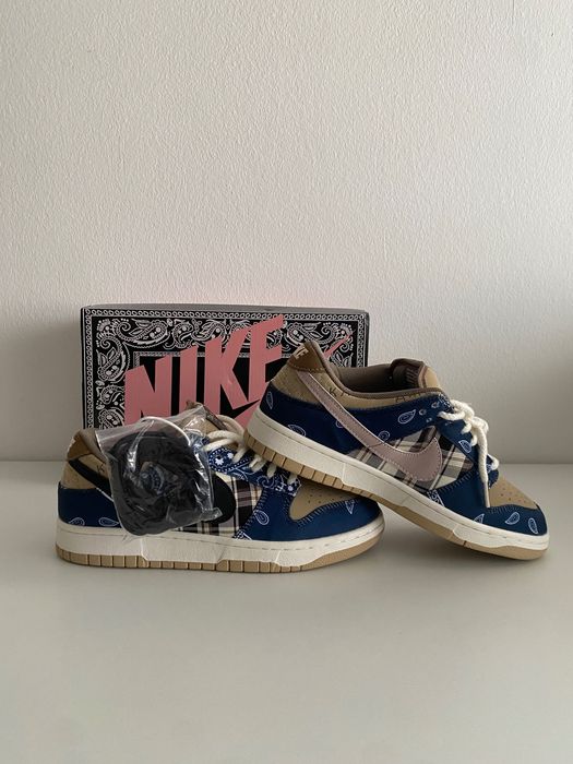 Travis Scott x Nike SB Dunk Low “ Cactus Jack”