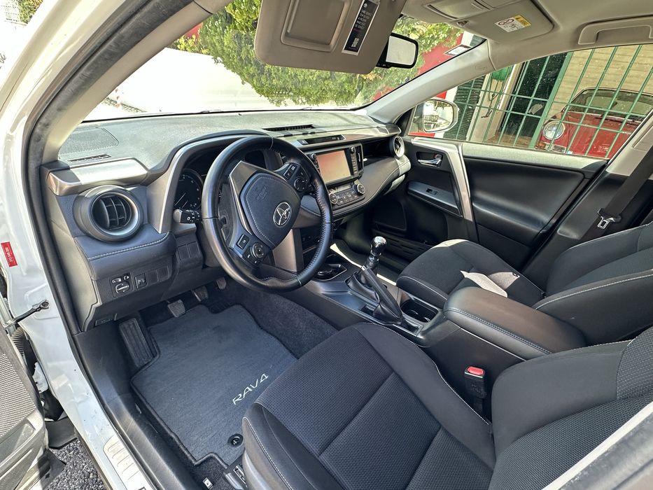 Toyota RAV 4 impecavel