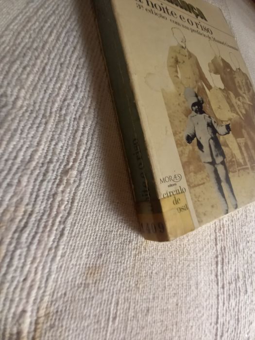 A Noite e o Riso Nuno Bragança Terceira edição