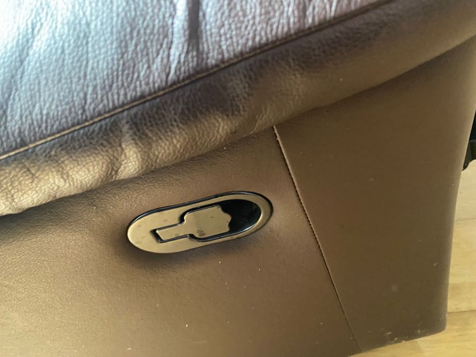 sofá individual com levanta pés reclinável