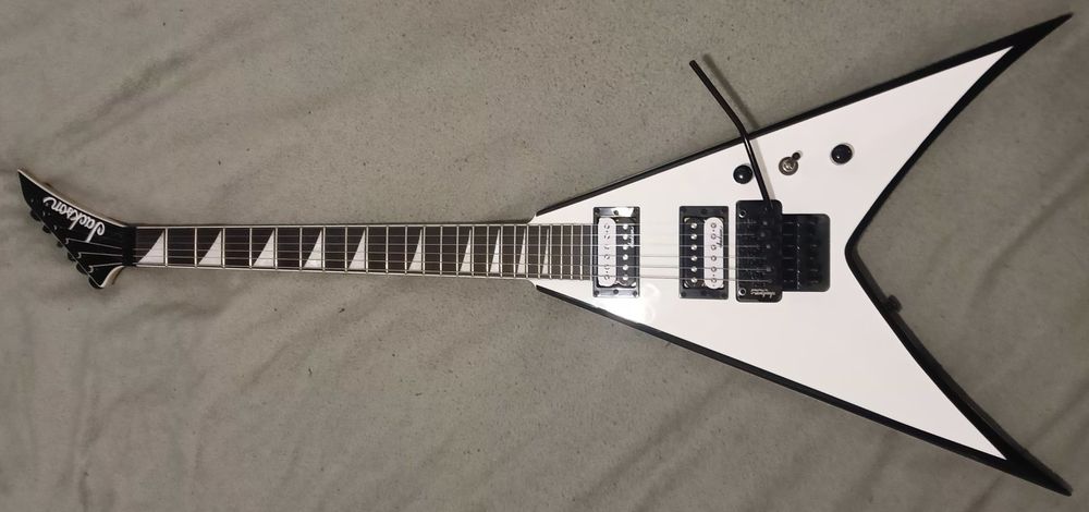 Jackson js32 King V
