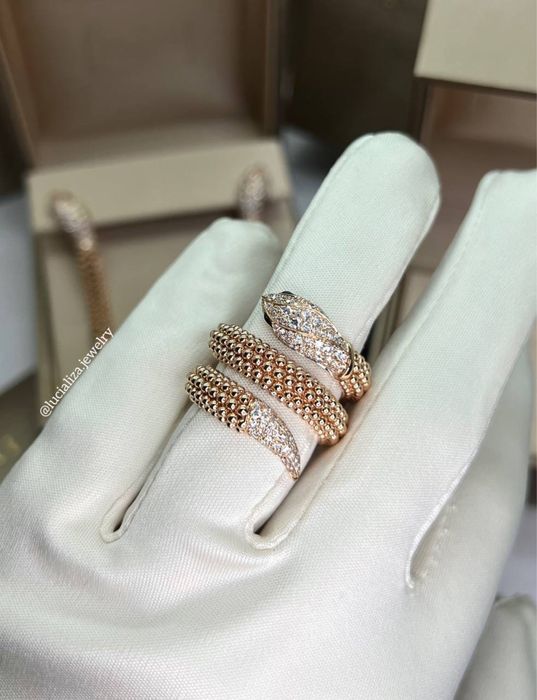 Золота Каблучка з діамантами