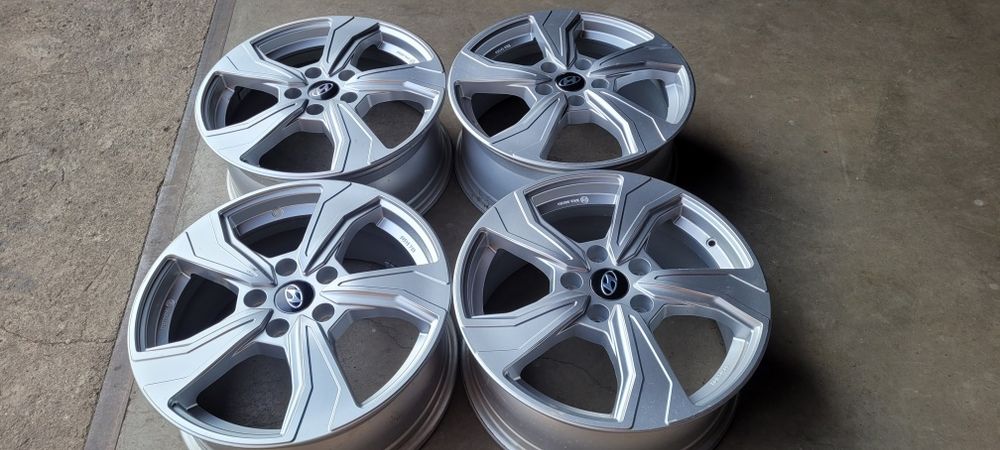 Felgi aluminiowe Hyundai 17  5x114,3 polecam