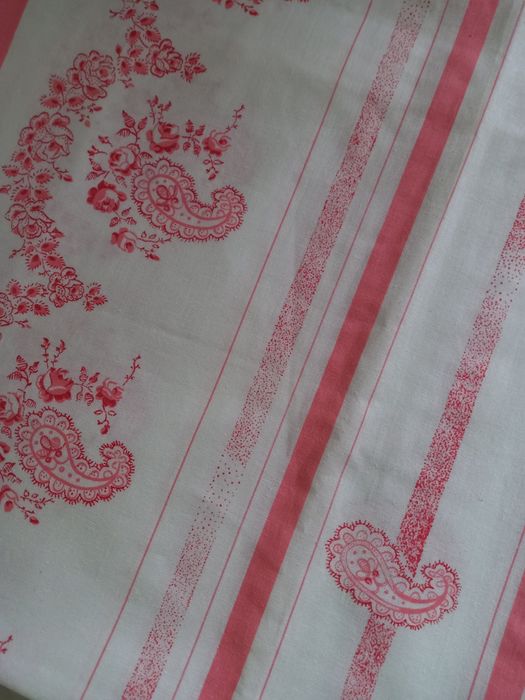 Dwie poszewki na poduszki