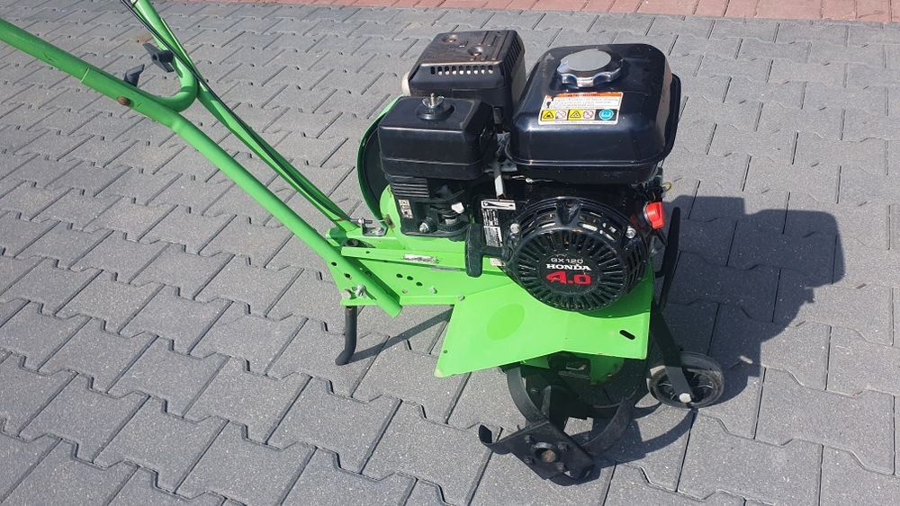 Glebogryzarka spalinowa Viking