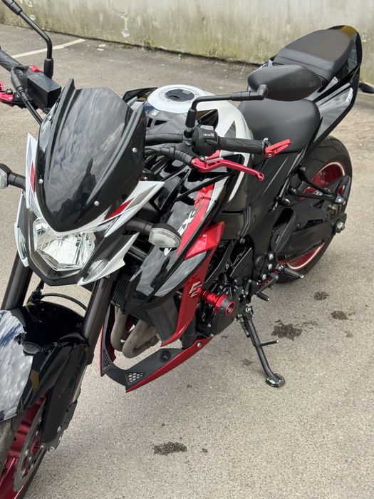 Suzuki Gsx-S 750