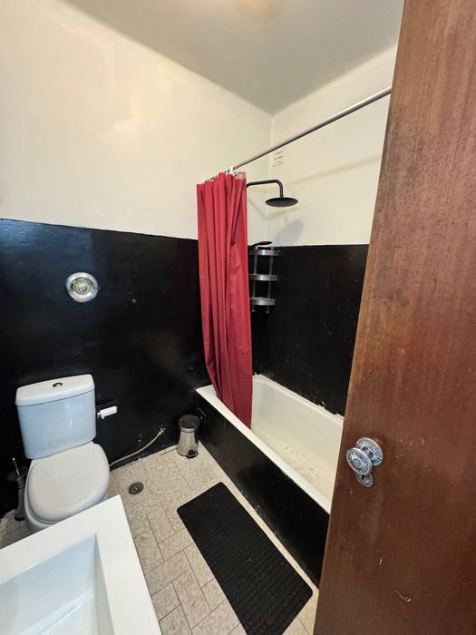 Quarto p/ arrendamento - Casal