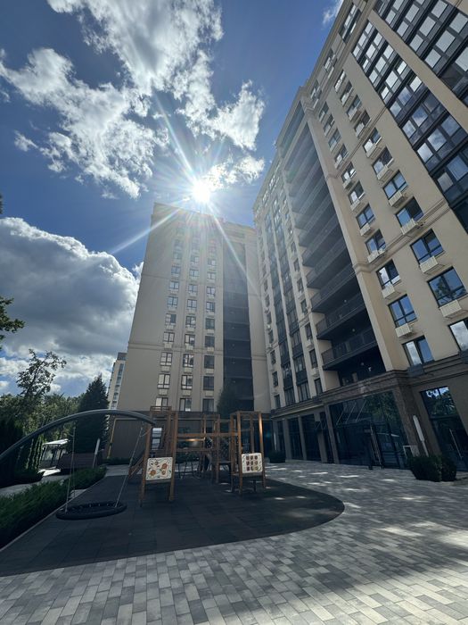 Трикімнатна квартира 82м2 в центрі міста Ірпінь