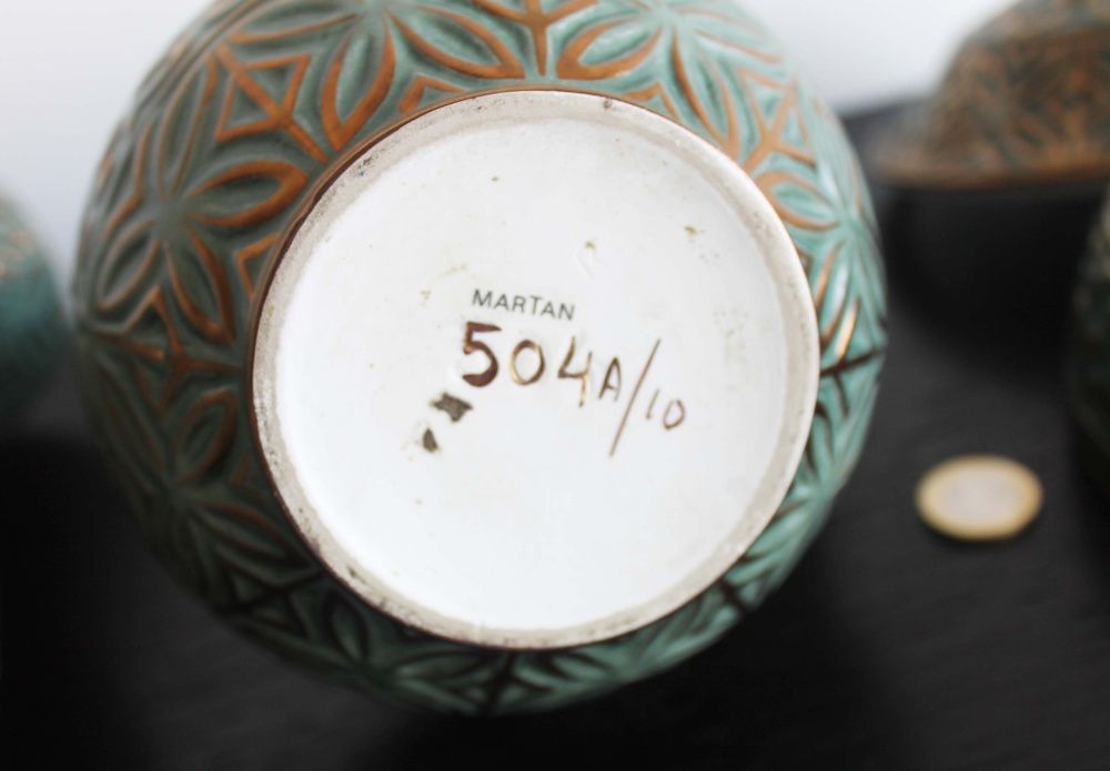 Antigas peças decorativas da fábrica Martan de Alcobaça