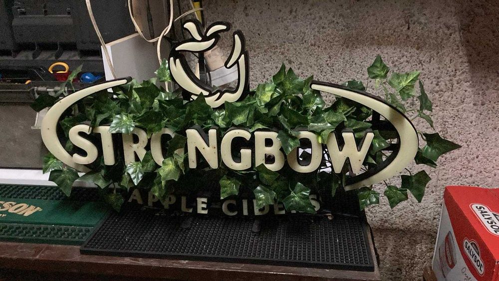 Placa LED Bar Strongbow Apple Ciders
