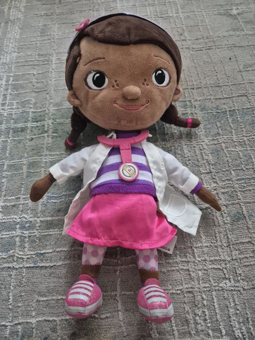 Doktor Dosia maskotka disney