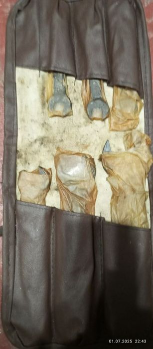 Набір  інструментів, виготовлених у 1970 році. Не  був в використанні