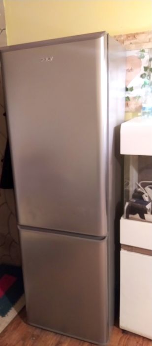 Sprzedam lodówkę polar stan dobry kompletna i sprawna