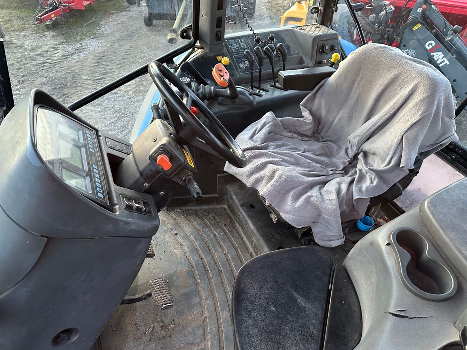 New holland tm120 rok 2005