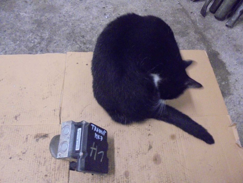 ford transit mk7 2,2d pompa abs