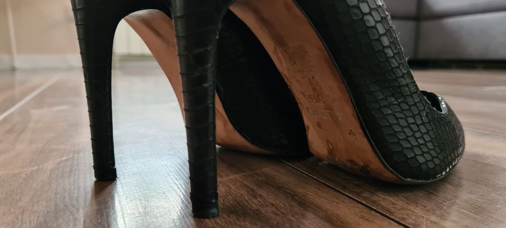 Czarne Szpilki Aldo 38