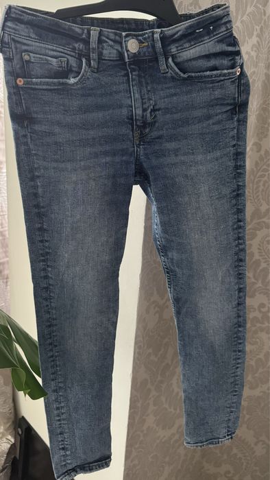 Джинси для хлопчика hm 10-11 років.