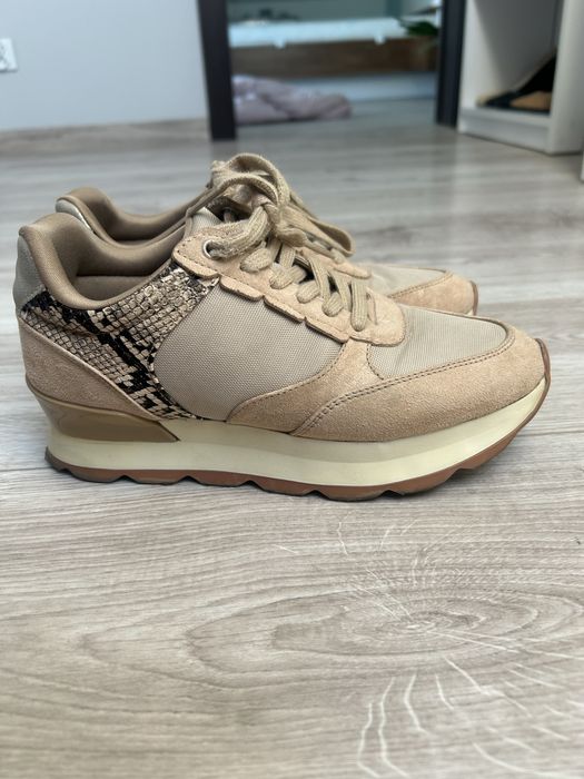 Sneakersy Zara 36 bezowe na platformie buty sportowe