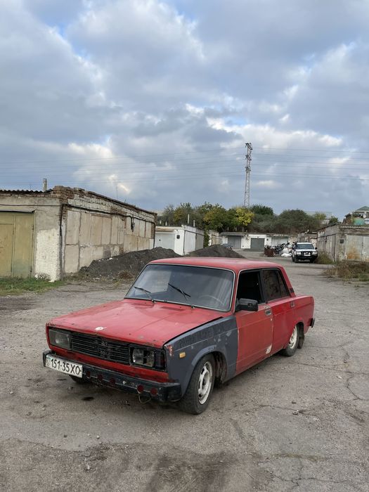 продам ваз 2105 срочно