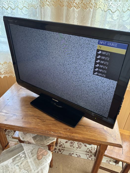 Телевізор Sharp AQUOS LC-32A37M