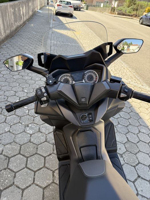 Honda forza 125
