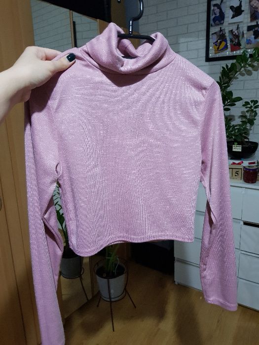 krótka bluzka na długi rękaw półgolf M boohoo