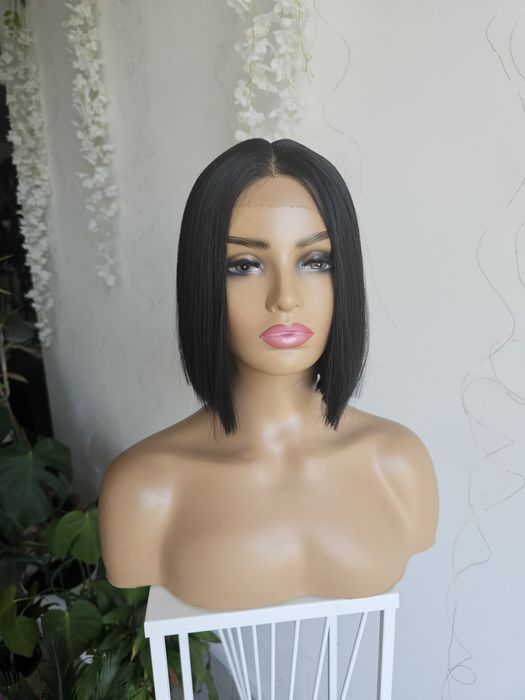 Peruka Kim krótki bob premium hair naturalna czerń lace front