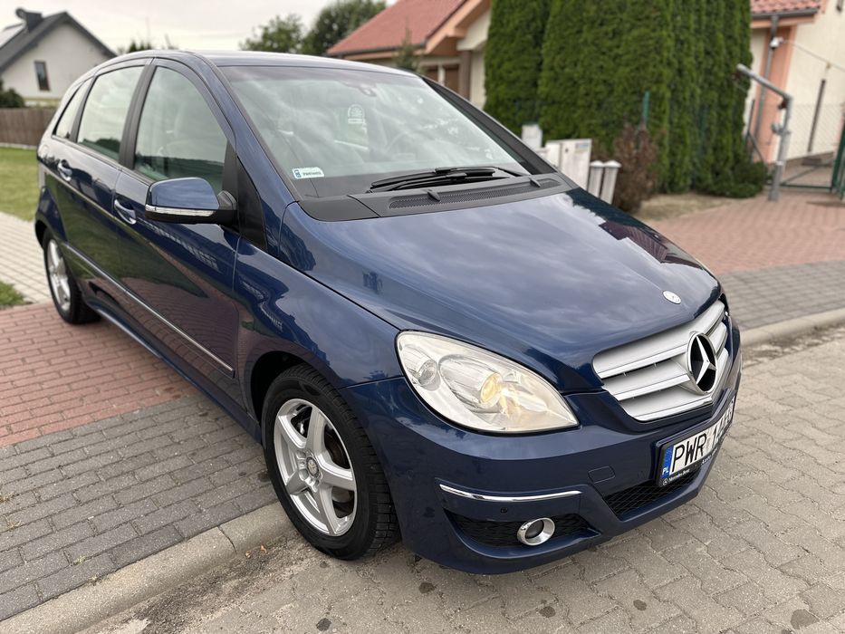 Mercedes B250 Avantgarde 140km Automat!