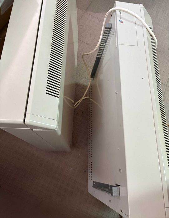 3 Aquecedores de parede com pedras vulcânicas