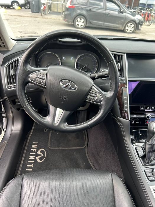 Продам инфинити Q50 2014г