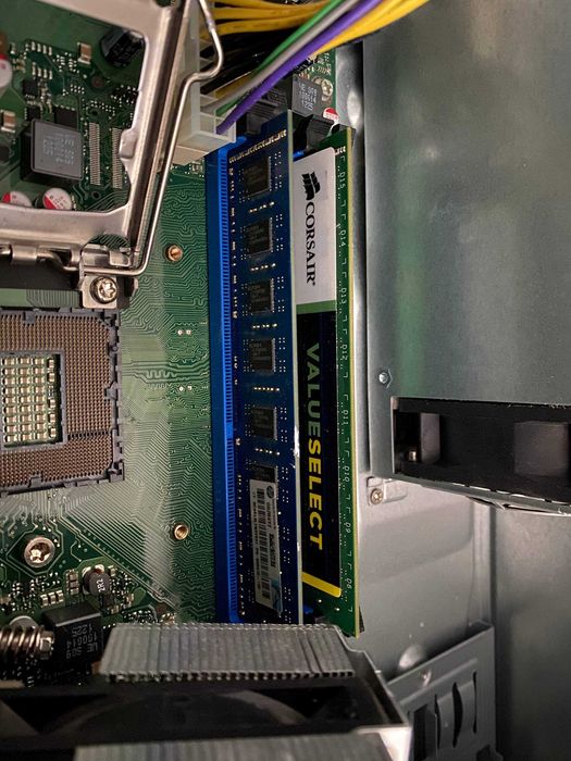 Блок Nvidia GTX 750 2GB,  intel i3-3240, 8GB Ram DDR 3, 500 GB HDD