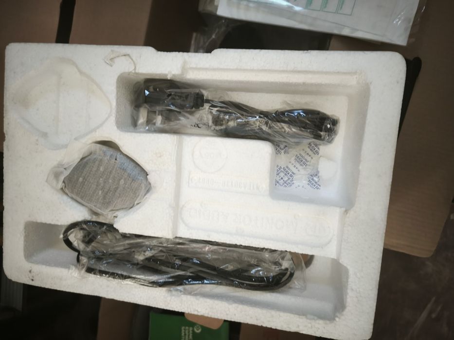 Coluna Monitor audio i dock