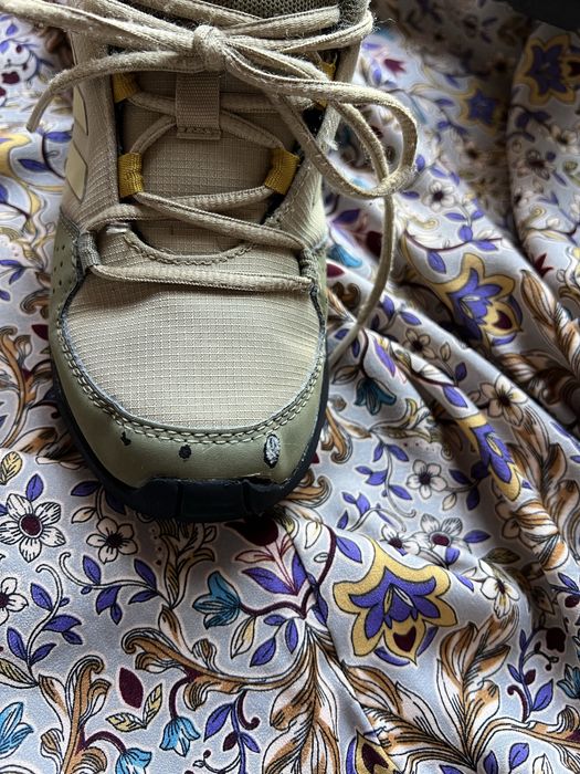 Ténis Adidas para caminhada Tam 32