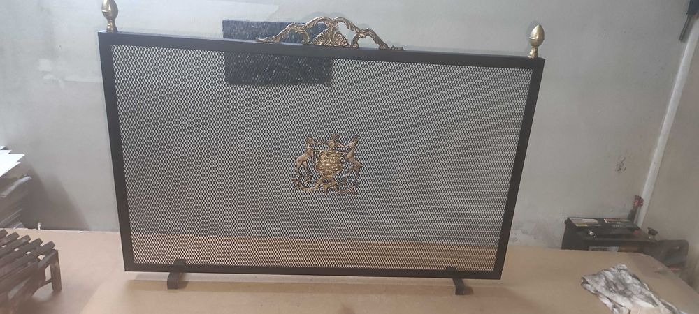 Proteçao para lareira c/ grelha ferro fundido