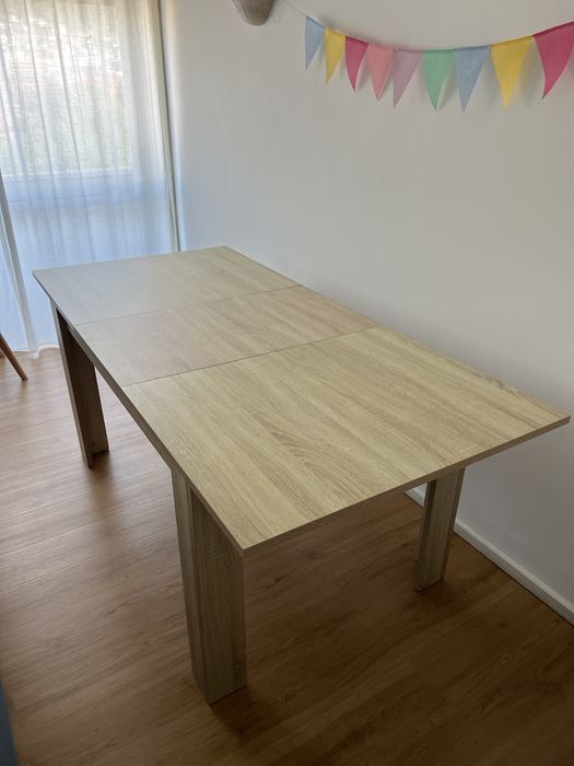 Mesa Refeições Extensível