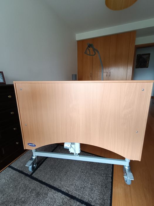 Cama Articulada Invacare